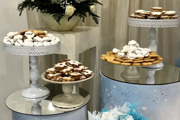 La Collina Ricevimenti Sestu - Catering e Servizio Bar - Sweet Table con Dolci personalizzati per la Prima Comunione
